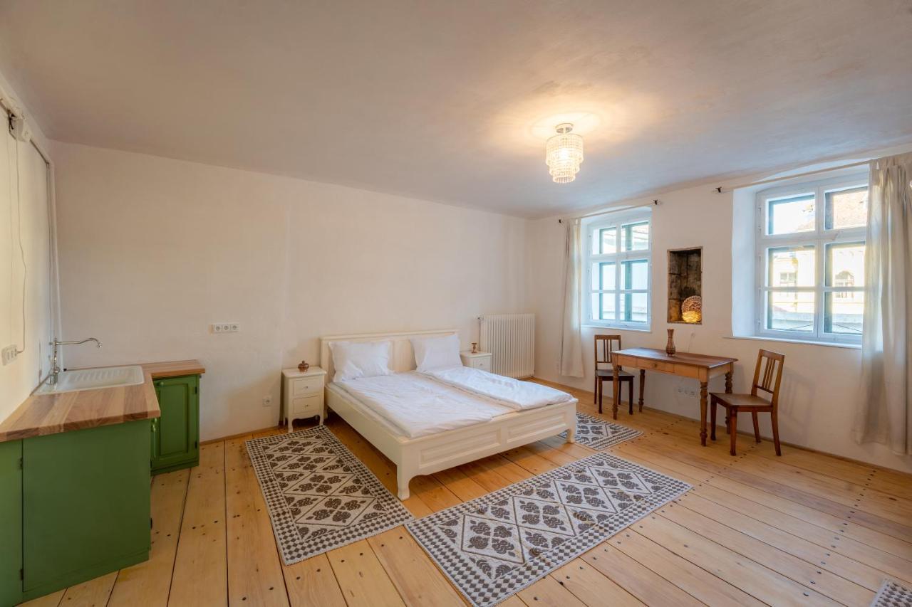 Casa Josef Bacon - La Strada - Aparthotel Σιγκισοάρα Εξωτερικό φωτογραφία