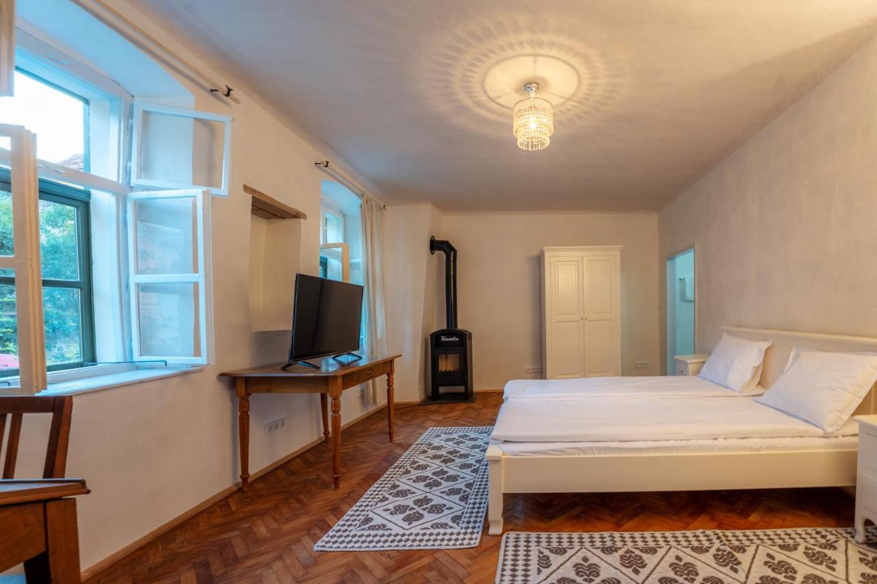 Casa Josef Bacon - La Strada - Aparthotel Σιγκισοάρα Εξωτερικό φωτογραφία